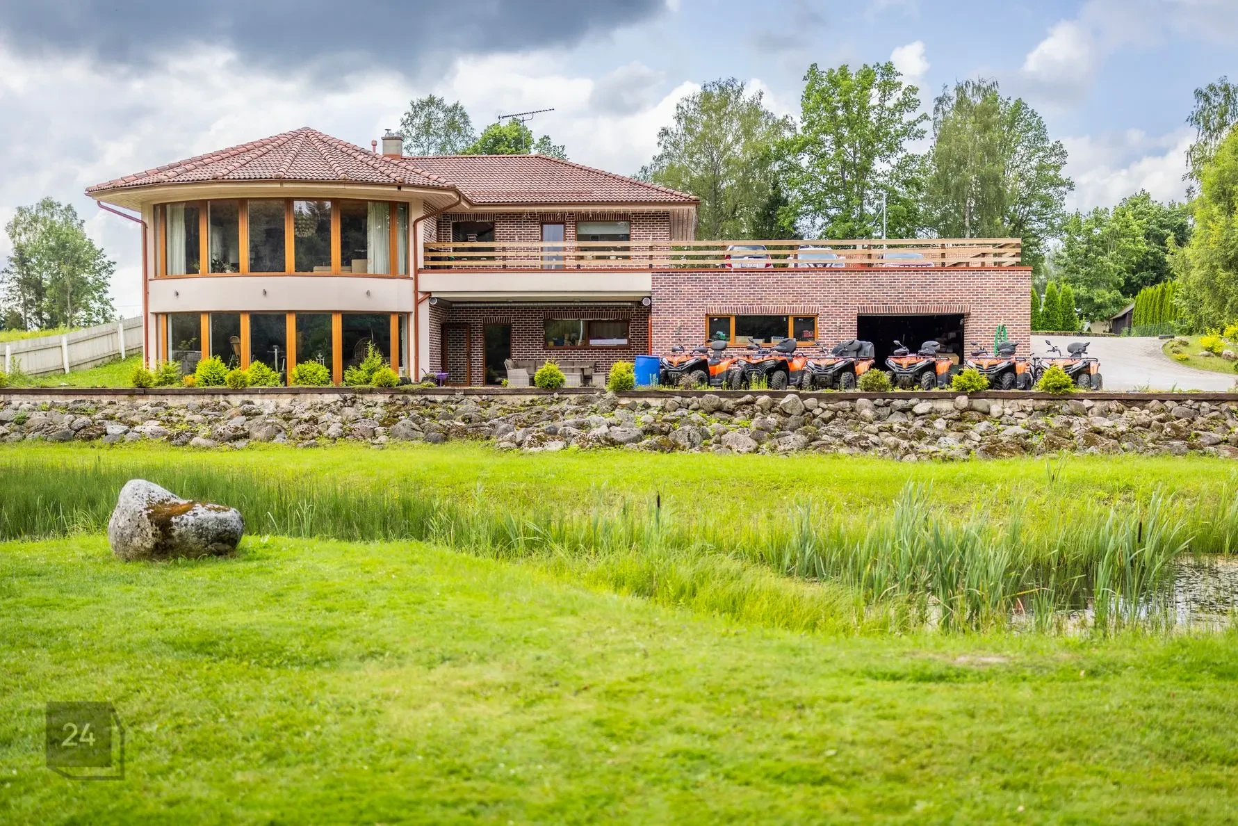 f5a4bc81-1d5a-4f84-8e15-8b5c4ef9b4b6