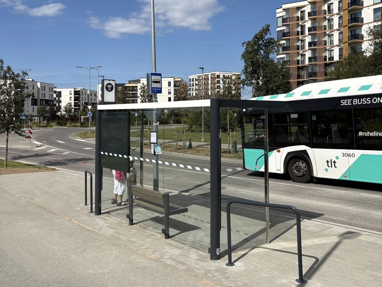 1. Buss nr 44 Lahekaldasse