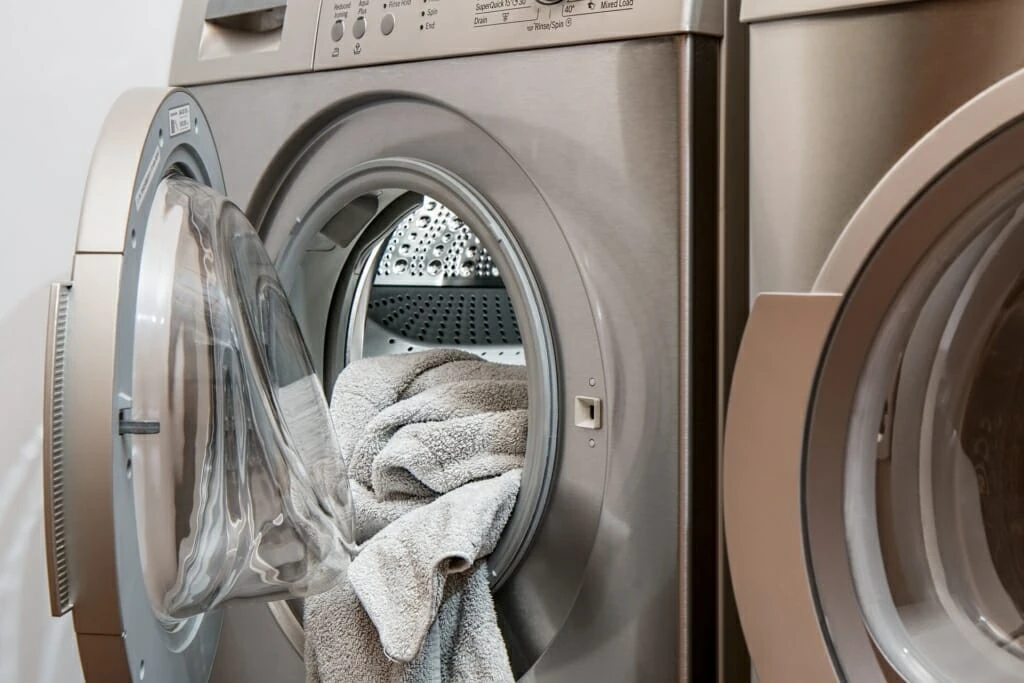 washing-machine-2668472_1920-1024x683