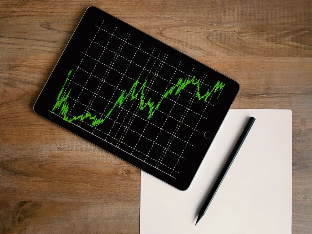 analytics-chart-data-187041-1024x768