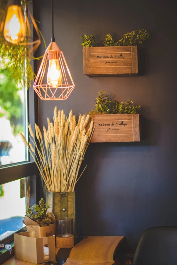 bright-decoration-design-1129413-683x1024