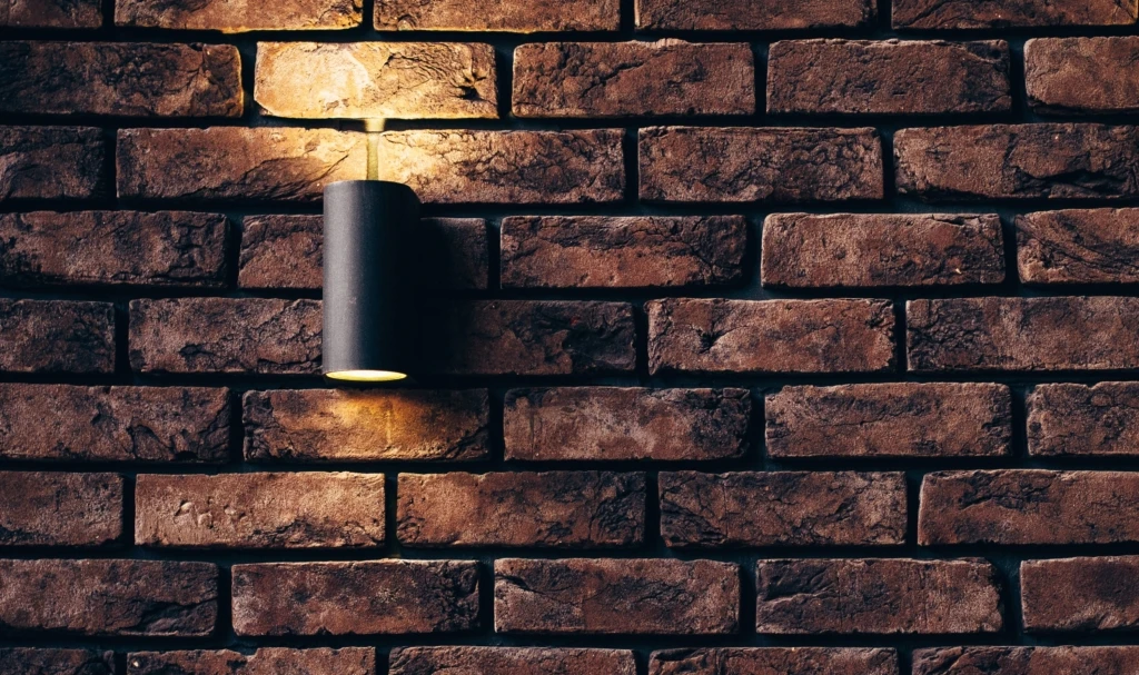 bricks-brickwall-brickwork-276514-e1537255237337-1024x607