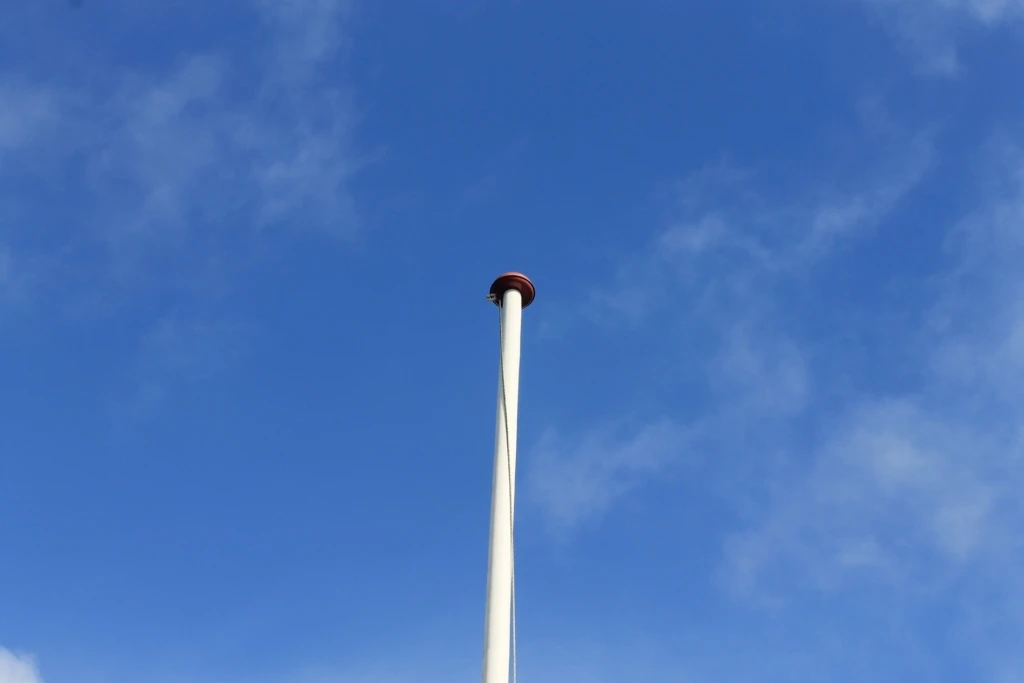 pole-199042_1920-1024x683