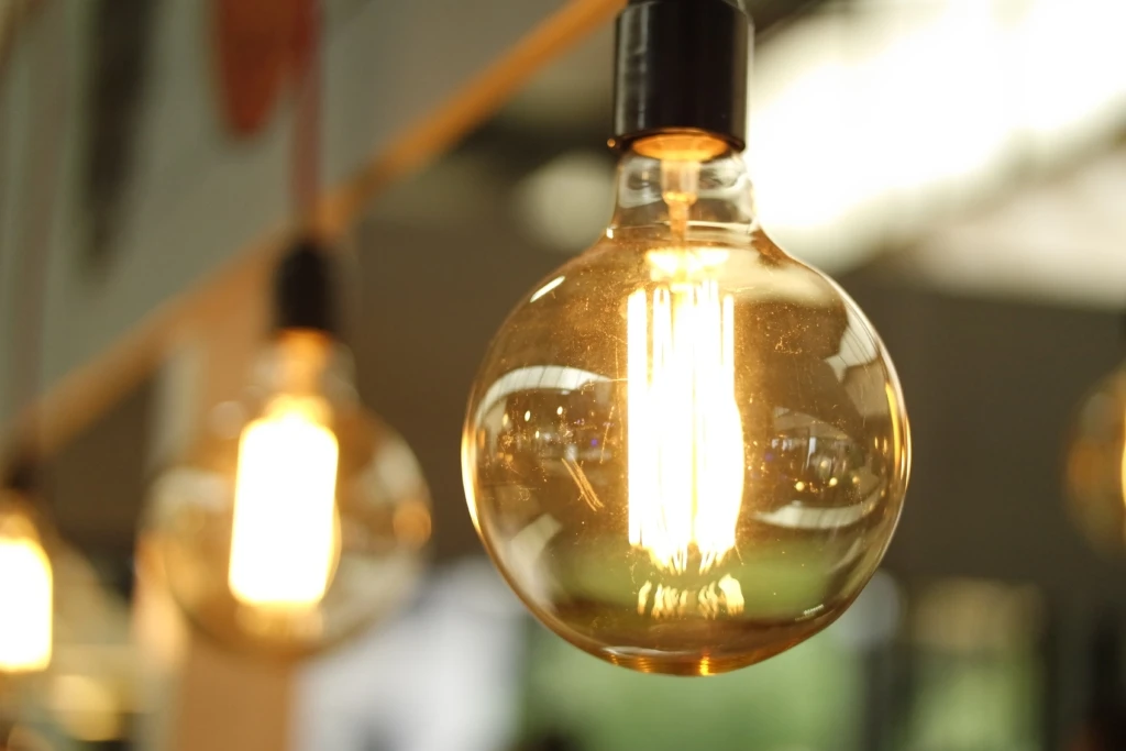 antique-bright-brilliant-45072-1024x683