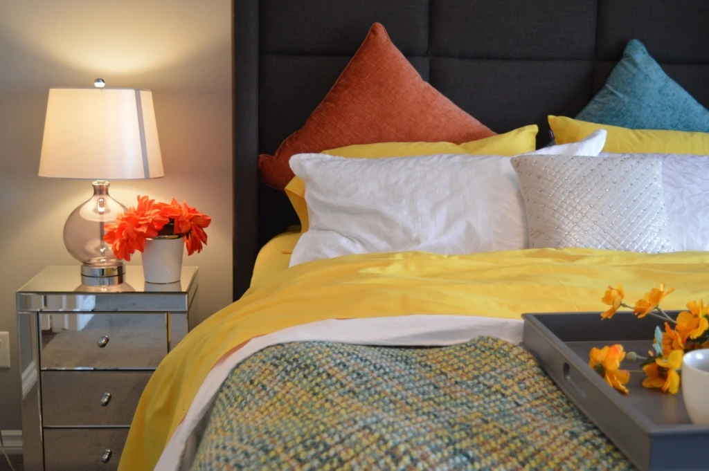bed-1158267_1920-1024x681
