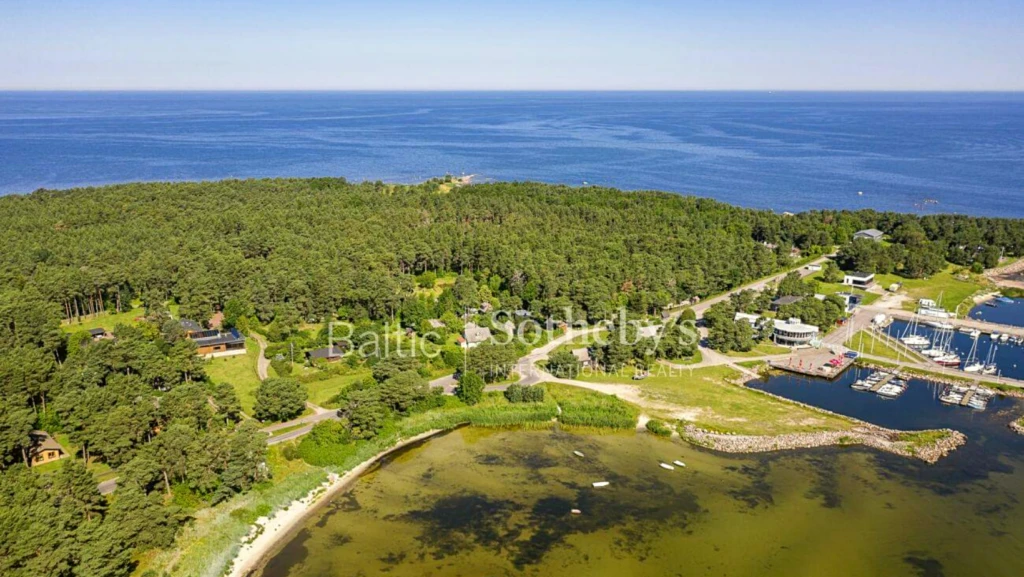 Pink-Brushstroke-Fashion-Influencer-Facebook-Cover-4-1024x577