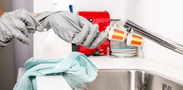 cleanliness-2799470_1920-e1558508435925-600x294