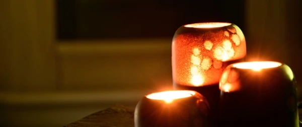candles-3829970_1920-e1545216049854-600x252