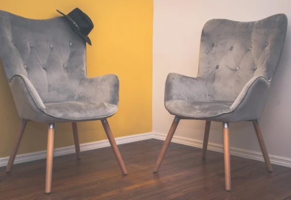 armchair-chairs-clean-923192-600x413