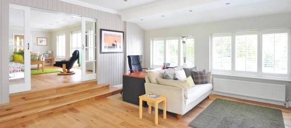 apartment-architecture-ceiling-259962-e1540378735467-600x265