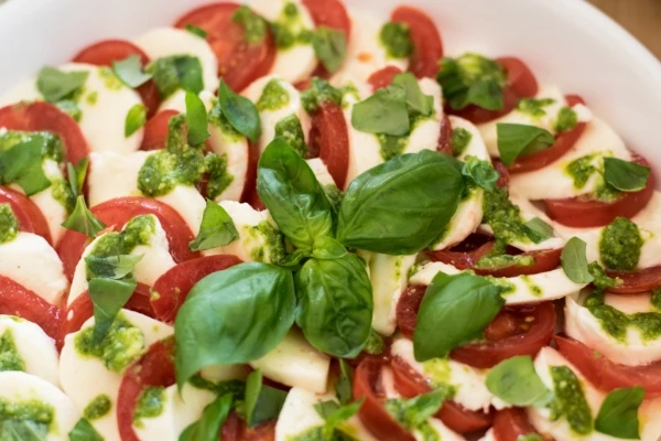 basil-3077929_1920-600x400