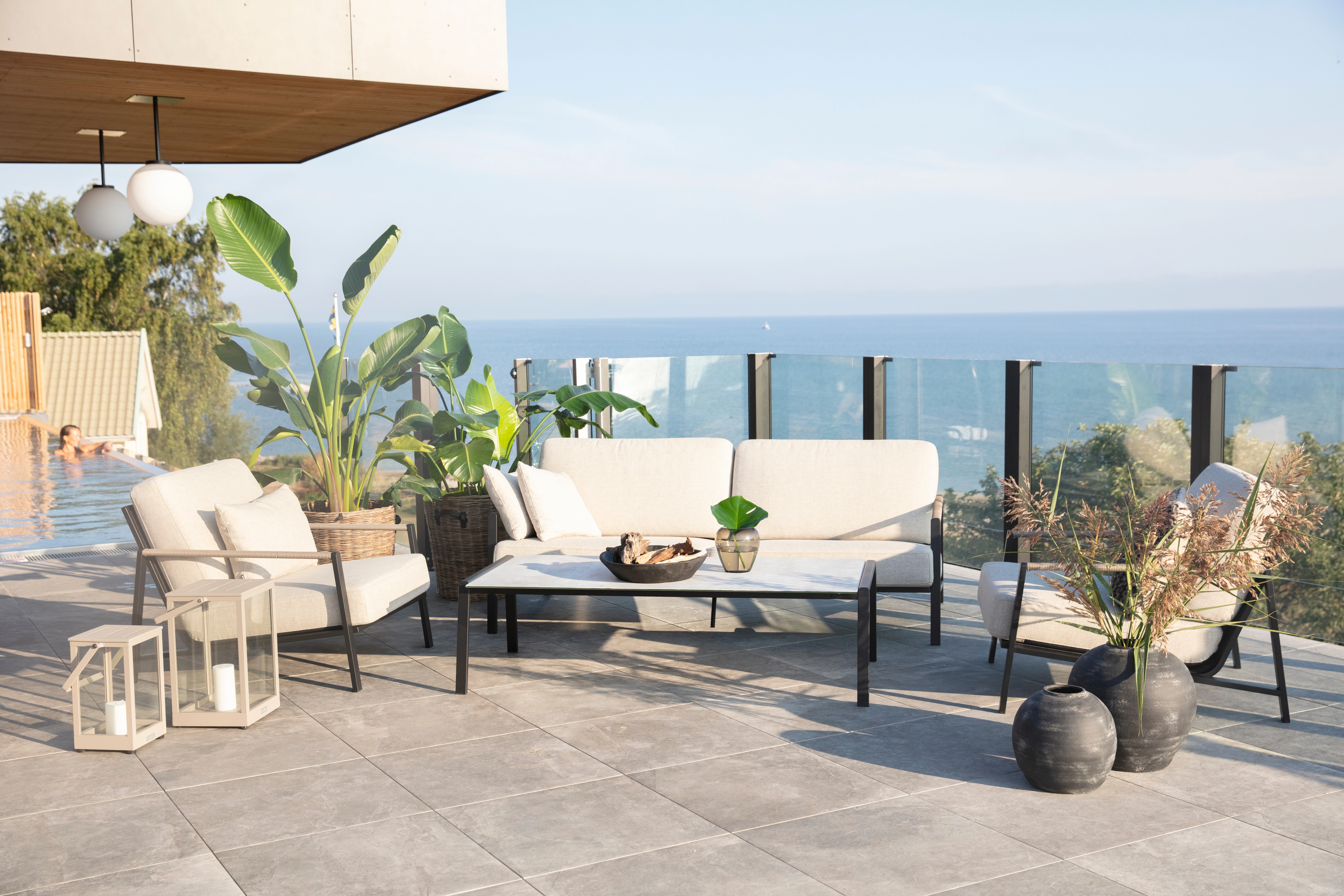 78183 Lyra_lounge_group original_78183