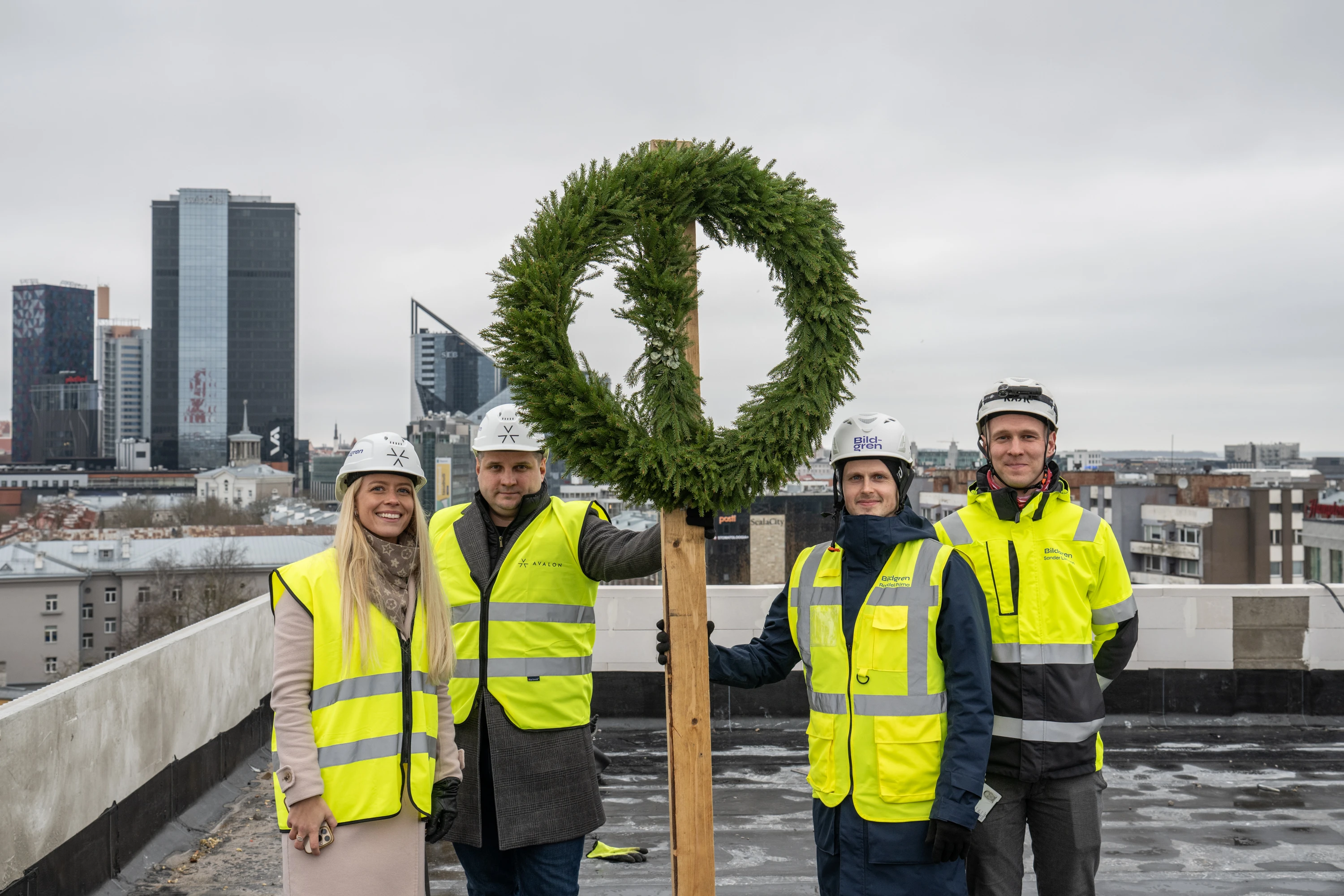 Rain_Aduson_Avalon_Plaza_IMG13