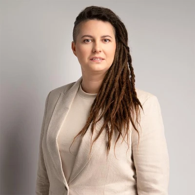 Alina Mnogolessova