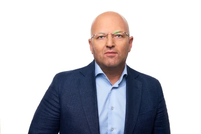 Roomand Saar